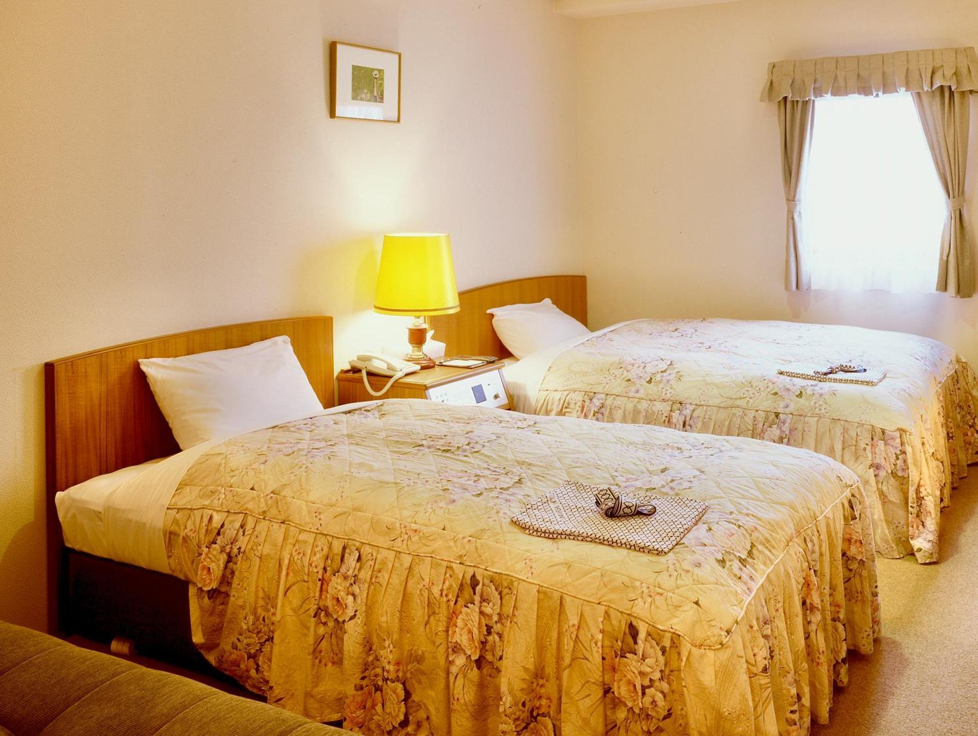 Okayama Ekimae Universal Hotel Εξωτερικό φωτογραφία