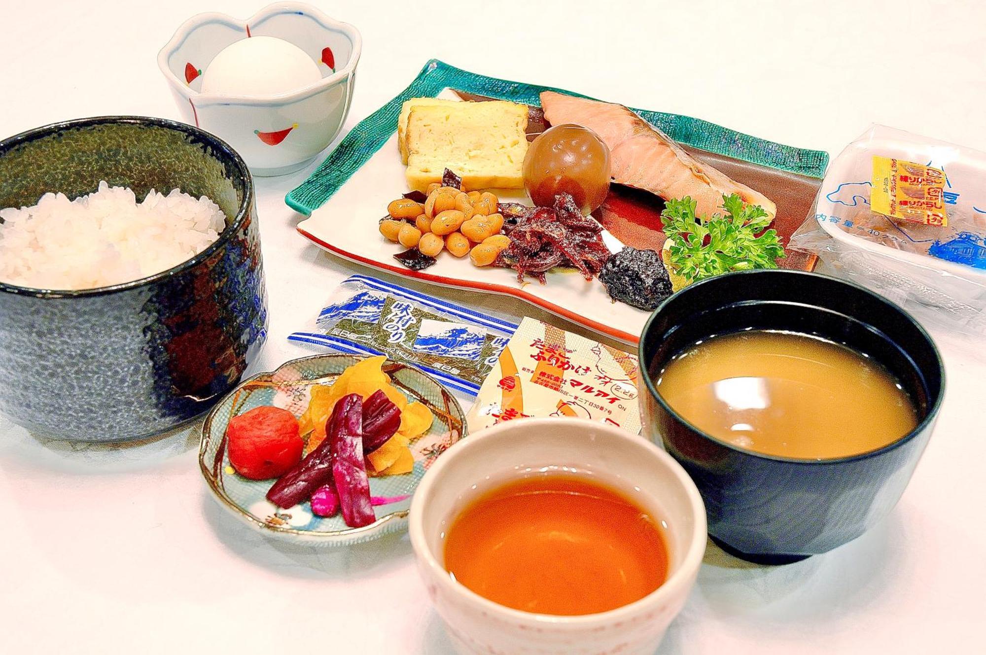 Okayama Ekimae Universal Hotel Εξωτερικό φωτογραφία